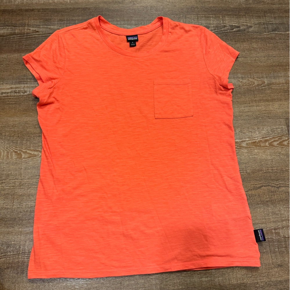 Women’s Patagonia short sleeve shirt size small